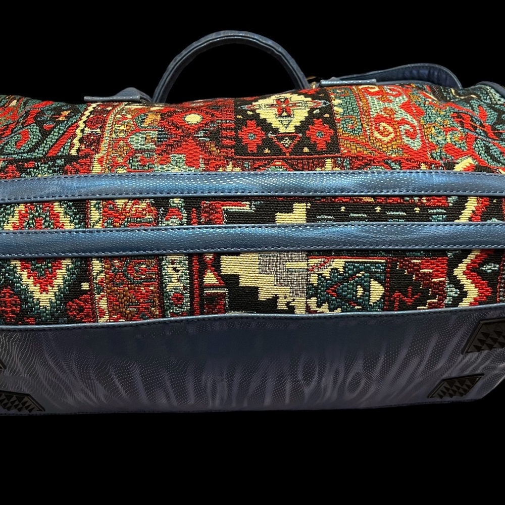 Tote & Carry Unisex Luggage NWOT - Picture 12 of 16